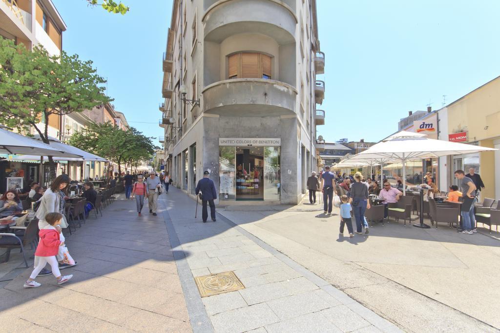 Spacious & Smart Center Apartment Πούλα Δωμάτιο φωτογραφία