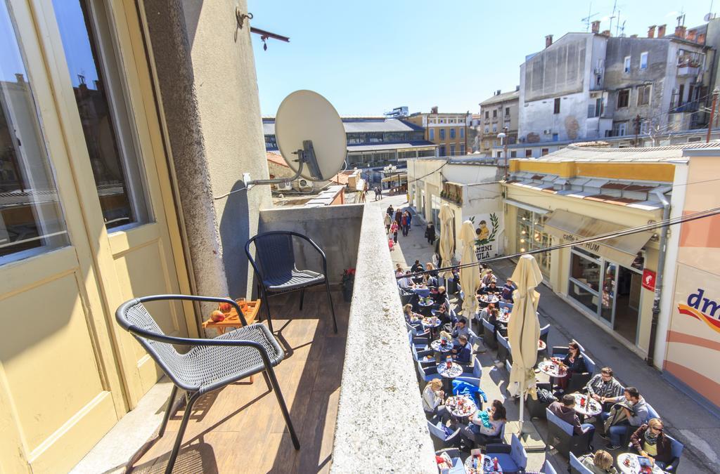 Spacious & Smart Center Apartment Πούλα Δωμάτιο φωτογραφία