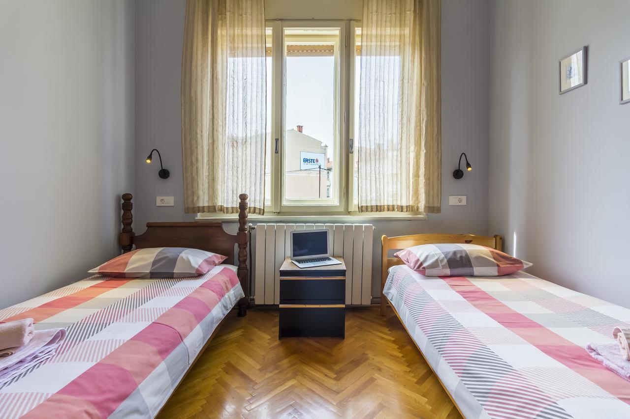 Spacious & Smart Center Apartment Πούλα Εξωτερικό φωτογραφία