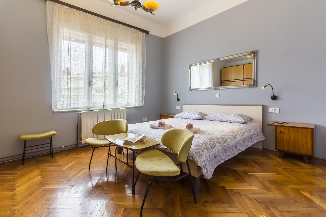 Spacious & Smart Center Apartment Πούλα Εξωτερικό φωτογραφία