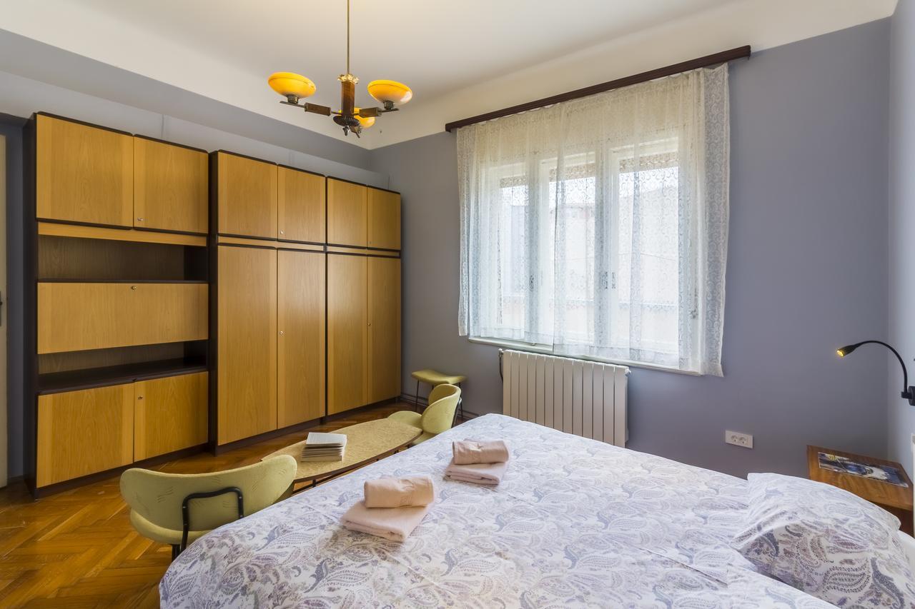 Spacious & Smart Center Apartment Πούλα Εξωτερικό φωτογραφία